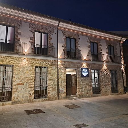 Apartamentos Turisticos Avila Puerta De San Isidro 1-4 ภายนอก รูปภาพ