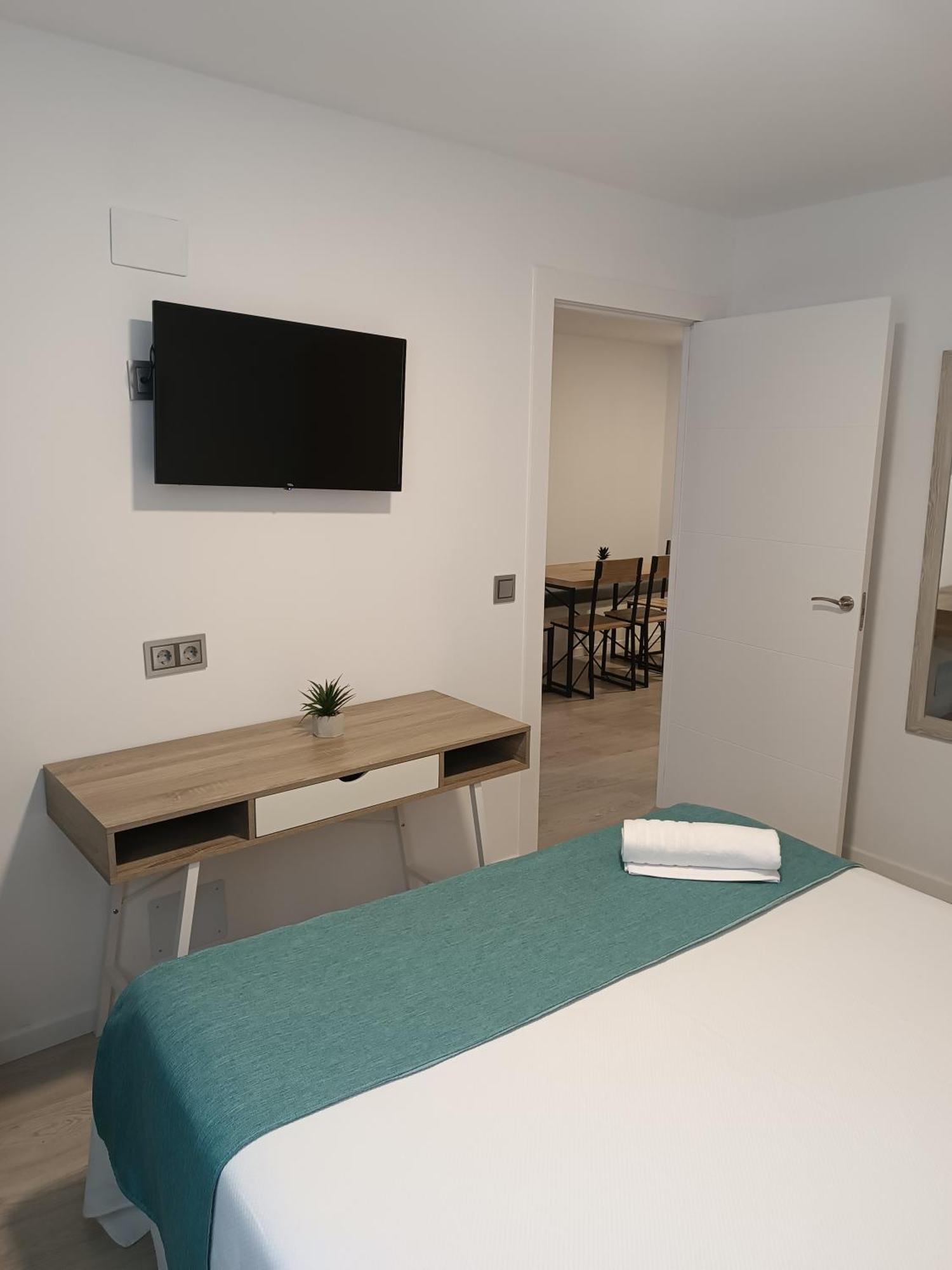 Apartamentos Turisticos Avila Puerta De San Isidro 1-4 ภายนอก รูปภาพ